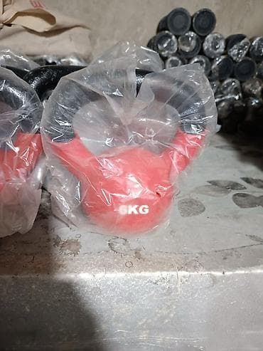 Гиря 6 кг - Вес: 6 кг (маркировка на корпусе). - Материал