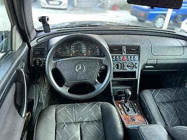 дефлектор: Mercedes-Benz C-Class: 1999 г., 3.2 л, Автомат, Бензин, Седан — 4