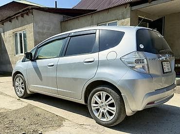 zimmer e9 pro: Honda Fit: 2011 г., 1.3 л, Вариатор, Гибрид, Хэтчбэк — 4
