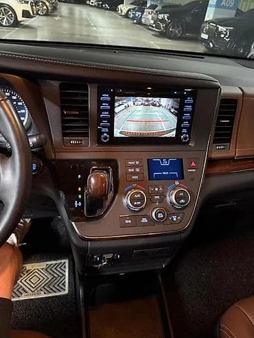 sprinter 2 7: Toyota Sienna: 2018 г., 3.5 л, Автомат, Бензин, Минивэн — 10