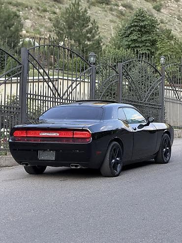 Dodge Challenger: 2013 г., 3.6 л, Автомат, Бензин — 6