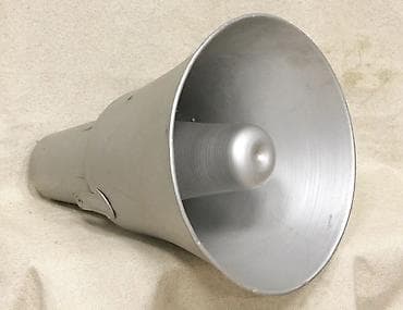 Громкоговоритель/рупорный динамик уличного типа - Корпус из металла at lalafo.kg Громкоговоритель/рупорный динамик уличного типа - Корпус из металла