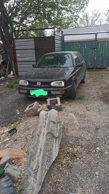 сиз 82 1: Volkswagen Golf: 1993 г., 1.6 л, Кол менен иштөөчү, Бензин, Хетчбек — 4