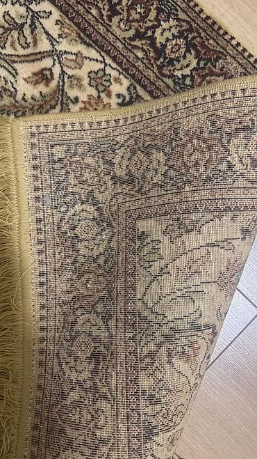 200: Ковер Б/у, 100 * 180 — 2