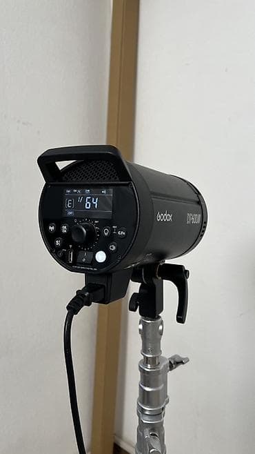 8: Студийные оборудование Godox 3 импульсных источника* Goodox DP600 III — 1