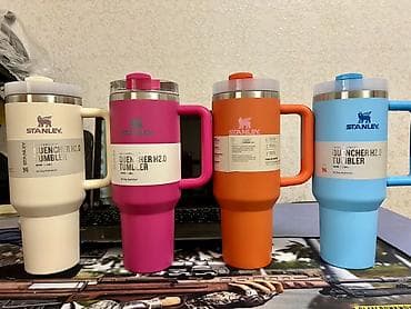 Посуда: Термокружка Stanley Quencher H2.0 Tumbler с ручкой и трубочкой. Завод — 10