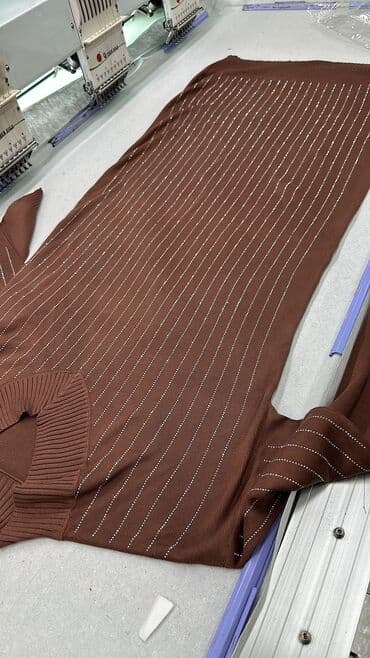 аппарат печать на футболках: Стразы Компьютерная Вышивка ДТФ Печать Лазерная Резка Услуги — 2