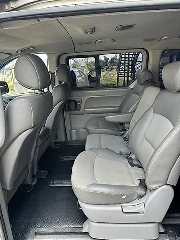 старекс 4вд: Hyundai Starex: 2008 г., 2.5 л, Автомат, Дизель, Минивэн — 5