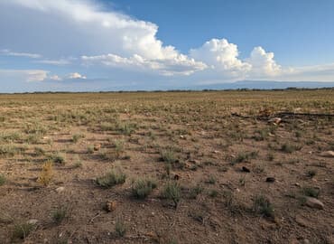 участки для строительства дома: 6 соток, Для бизнеса, Красная книга — 1