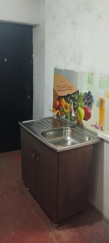 продаю коттедж лазурный берег: Квартира сдаю 1ком, кухня санузел ыссык суу, муздак суу,туалет душ — 3