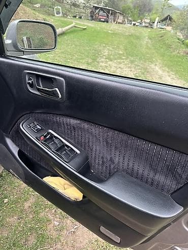 step vagon: Honda Accord: 2002 г., 2 л, Автомат, Газ, Седан — 3