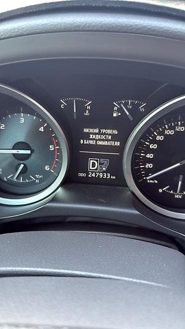 Toyota Land Cruiser: 2013 г., 4.5 л, Автомат, Дизель, Внедорожник