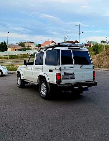 Сдаю Toyota Land Cruiser, На неделю, Без водителя — 3
