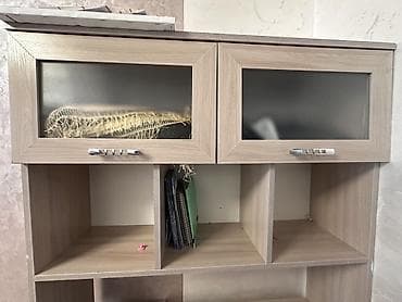 Мебель: Компьютерный стол, Б/у, С полками — 3