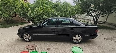 211 е500: Mercedes-Benz E-Class: 2001 г., 3.2 л, Автомат, Бензин, Седан — 4