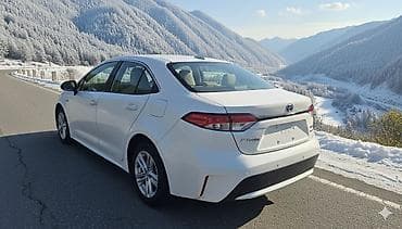 тайота кароло: Toyota Corolla: 2022 г., 1.8 л, Автомат, Гибрид, Седан — 2
