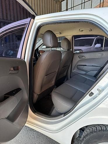 Продажа авто: Kia Morning: 2019 г., Автомат, Бензин, Хэтчбэк — 9