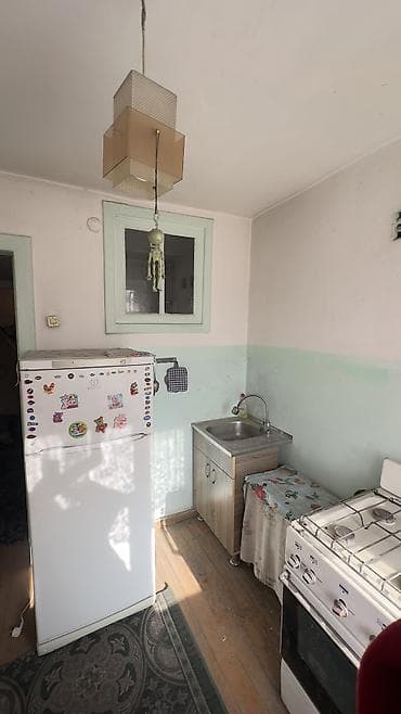 ош квартиру: 1 комната, 32 м², Хрущевка, 4 этаж, Старый ремонт — 4