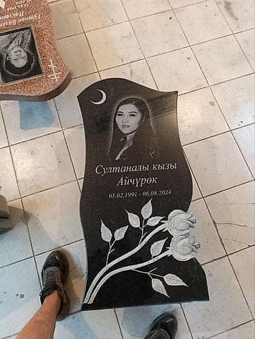 черный гранит: Памятники из гранита и мрамора с художественной гравировкой любой — 4