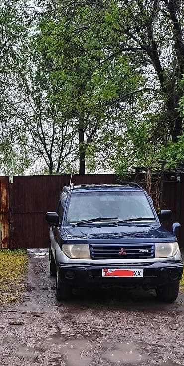 Mitsubishi Pajero iO: 1998 г., 1.8 л, Автомат, Бензин, Внедорожник