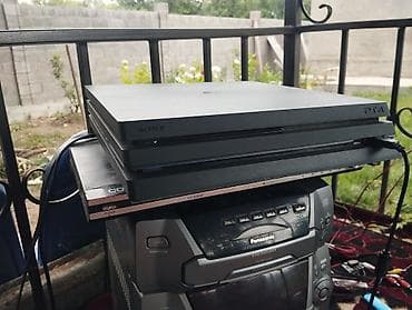 Игровая приставка Sony PlayStation 4 Pro. Особенности: - Модель: PS4