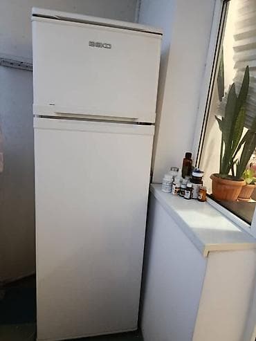 Техника и электроника: Холодильник Beko, Б/у, Двухкамерный — 3