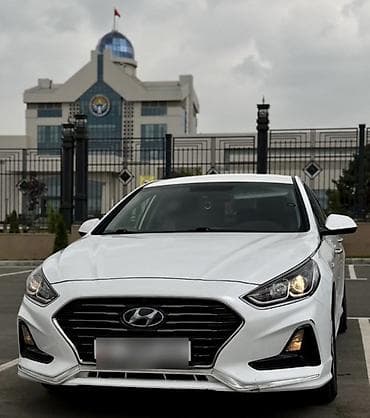 Hyundai Sonata: 2018 г., 2 л, Автомат, Бензин, Седан — 4