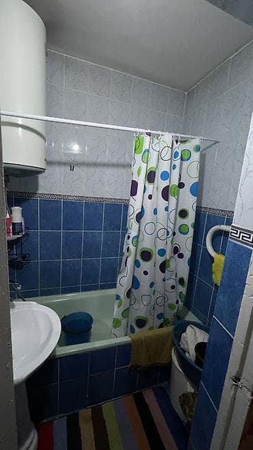 Квартиры: 2 комнаты, 50 м², Индивидуалка, 4 этаж, Требуется ремонт — 10