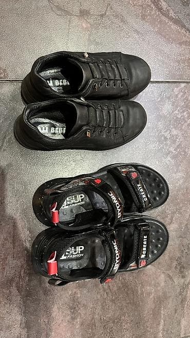 nike tech fleese: ОТДАМ ДАРОМ!!!! Детская обувь — комплект из двух пар. 1) Туфли — 2