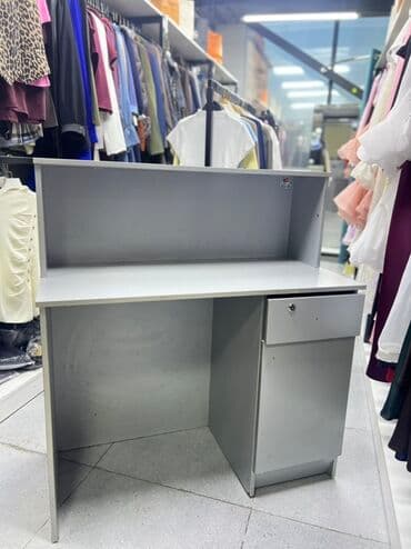 документ сканеры для проекторов yesvision: Ресепшн/Торговая стойка/кассовый прилавок из ЛДСП, цвет светло‑серый — 2