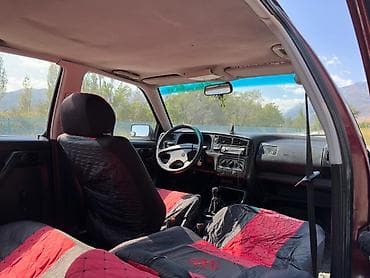 Volkswagen: Volkswagen Golf: 1991 г., 1.8 л, Механика, Бензин, Хэтчбэк — 6