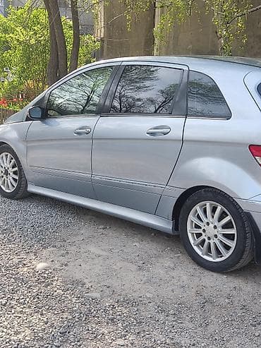 Mercedes-Benz B-Class: 2008 г., 1.7 л, Вариатор, Хэтчбэк