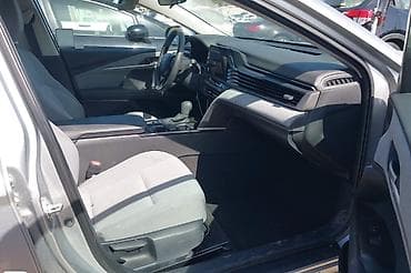 camry 5: Toyota Camry: 2024 г., 2.5 л, Автомат, Гибрид, Седан — 6