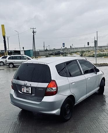 fit 2020: Honda Fit: 2002 г., 1.3 л, Вариатор, Бензин, Хэтчбэк — 2