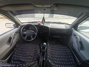 235 55 р18: Volkswagen Passat: 1995 г., 1.8 л, Ручные, Бензин, Седан — 7
