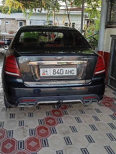 Унаа: Chevrolet Lacetti: 2010 г., 1.4 л, Кол менен иштөөчү, Бензин, Седан — 4