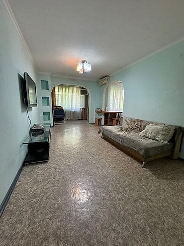 квартиры бишкек продаю: 3 комнаты, 65 м², 2 этаж, Старый ремонт — 9