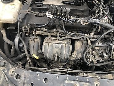 Бензиновый мотор Ford 1.8 л