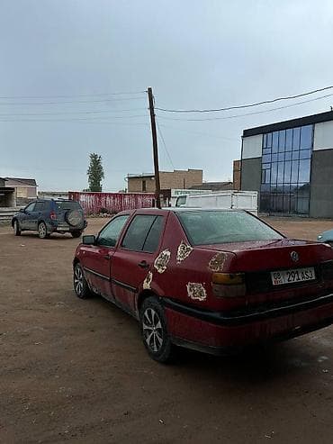 мотор фольцваген: Volkswagen Vento: 1992 г., 1.8 л, Кол менен иштөөчү, Бензин, Седан — 5