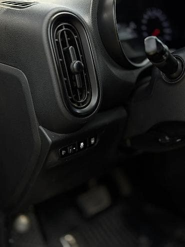машина для парка: Kia Morning: 2022 г., 1 л, Автомат, Бензин, Хэтчбэк — 9