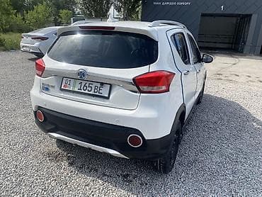 byd e3: BAW : 2017 г., Электромобиль, Кроссовер — 2