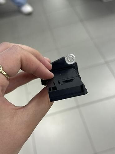 установка фильтров: Расходомер Nissan 2004 г., Б/у, Оригинал — 2