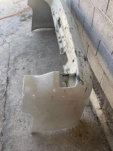 Бампер Toyota, Б/у