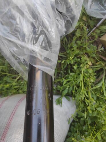 меняю доплатой мне: Задний амортизатор Honda 2004 г., Новый, Аналог, Китай — 1