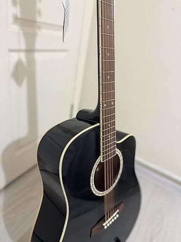 yamaha fs100c: Срочно продается акустическая гитара 41 размер в идеальном новом — 2