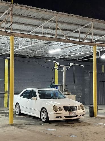 Mercedes-Benz E-Class: 2000 г., 4.3 л, Автомат, Бензин, Седан