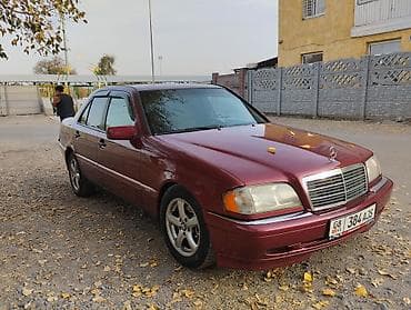 x5 2018: Mercedes-Benz C-Class: 1993 г., Автомат — 2