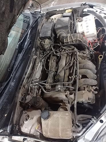 форд фокус капот: Ford Focus: 2001 г., 1.6 л, Механика, Бензин, Хэтчбэк — 9