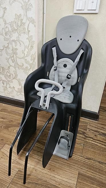 детское кресло в аренду: Детское кресло, цвет - Черный — 1