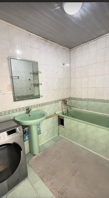 токмок квартира продаю: 4 комнаты, 101 м², Индивидуалка, 2 этаж, Старый ремонт — 10